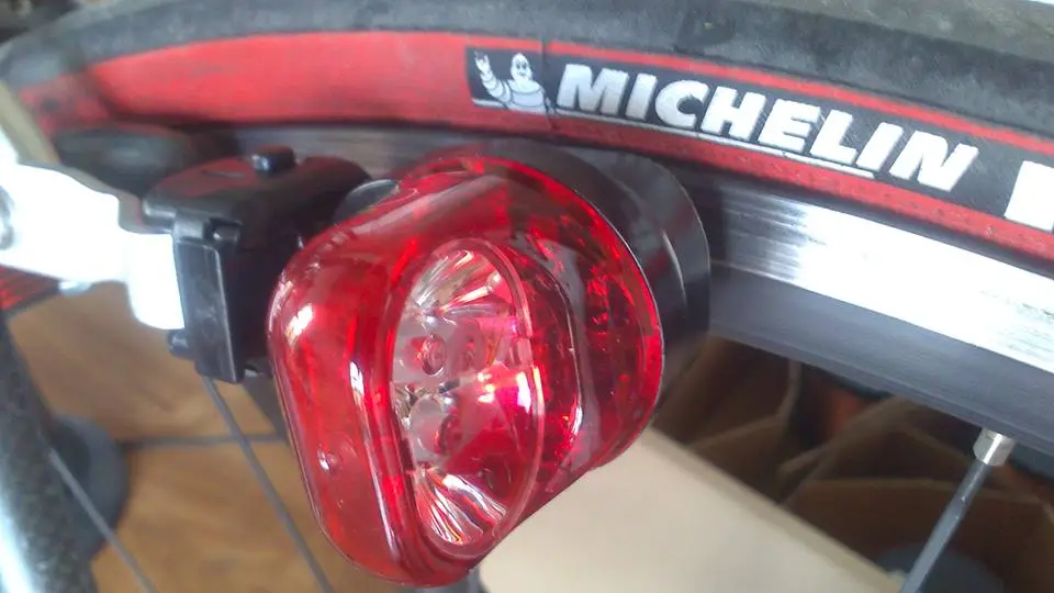 The Magnic Light iC tail light, in place on a bike
