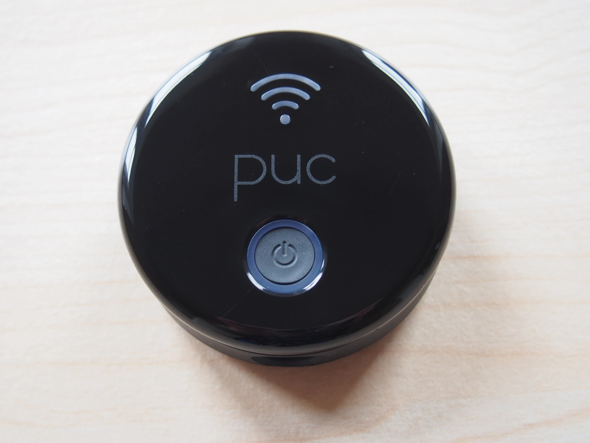 Gizmag gives Zivix's Wireless MIDI interface PUC a whirl