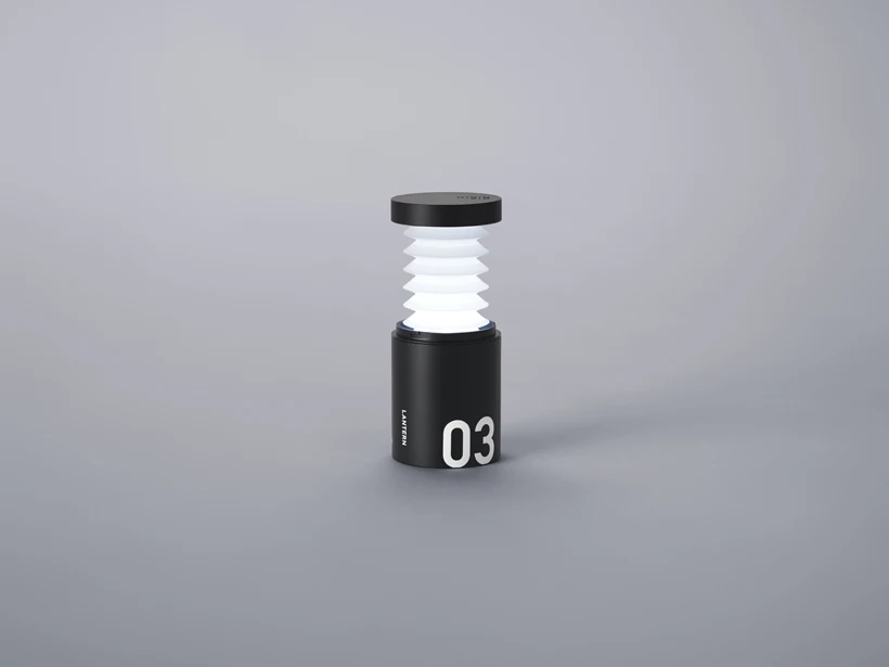 The kit also contains a lantern