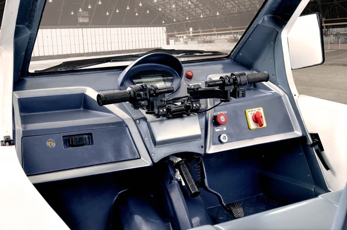 The Salamander's cockpit