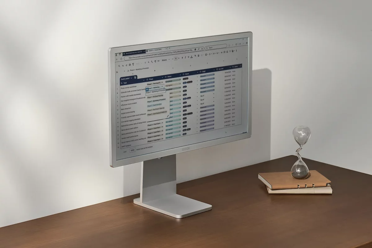 With the Mira Pro (Color Version), Boox "aims to offer professionals, programmers, students, and other heavy screen users a more eye-friendly, immersive, and productive experience"