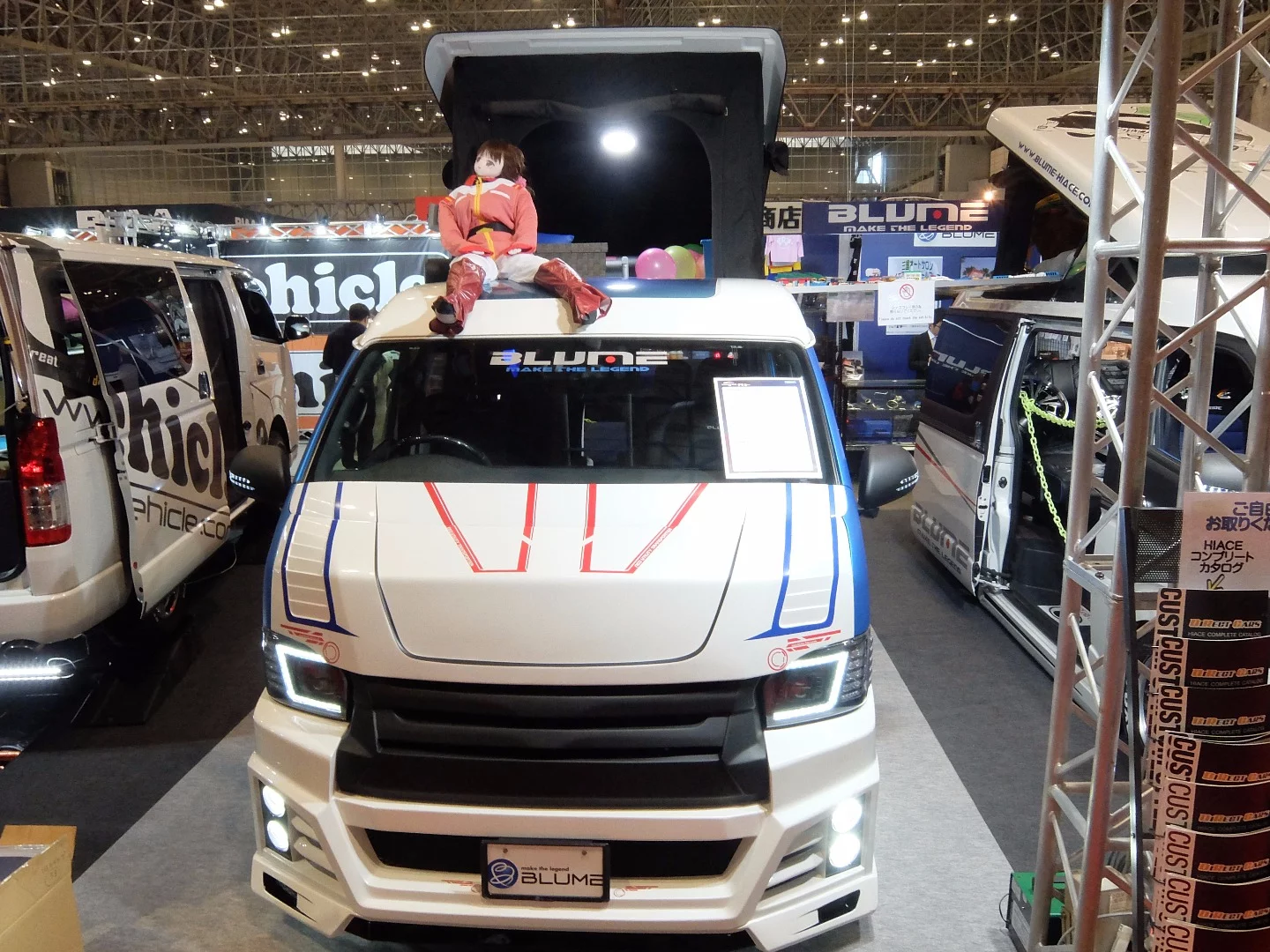 The "All Scene Neo Utility Camper" from BLUME-Hiace