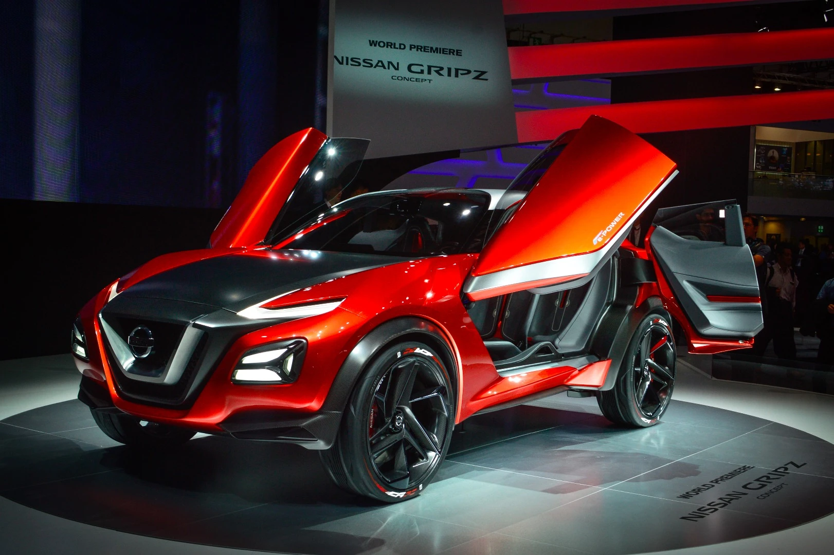 The Gripz is powered by a series hybrid drive with small gas engine powering a Nissan Leaf motor
