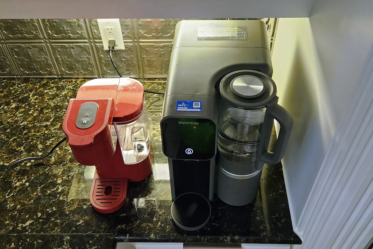 For scale, here's the Waterdrop M6H next to my baby Keurig coffee maker