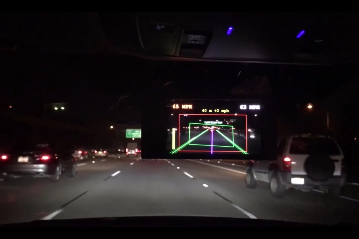 comma.ai's aftermarket self-driving kit in action. The company says it performs as well as the current Tesla Autopilot and better than any other manufacturer's effort