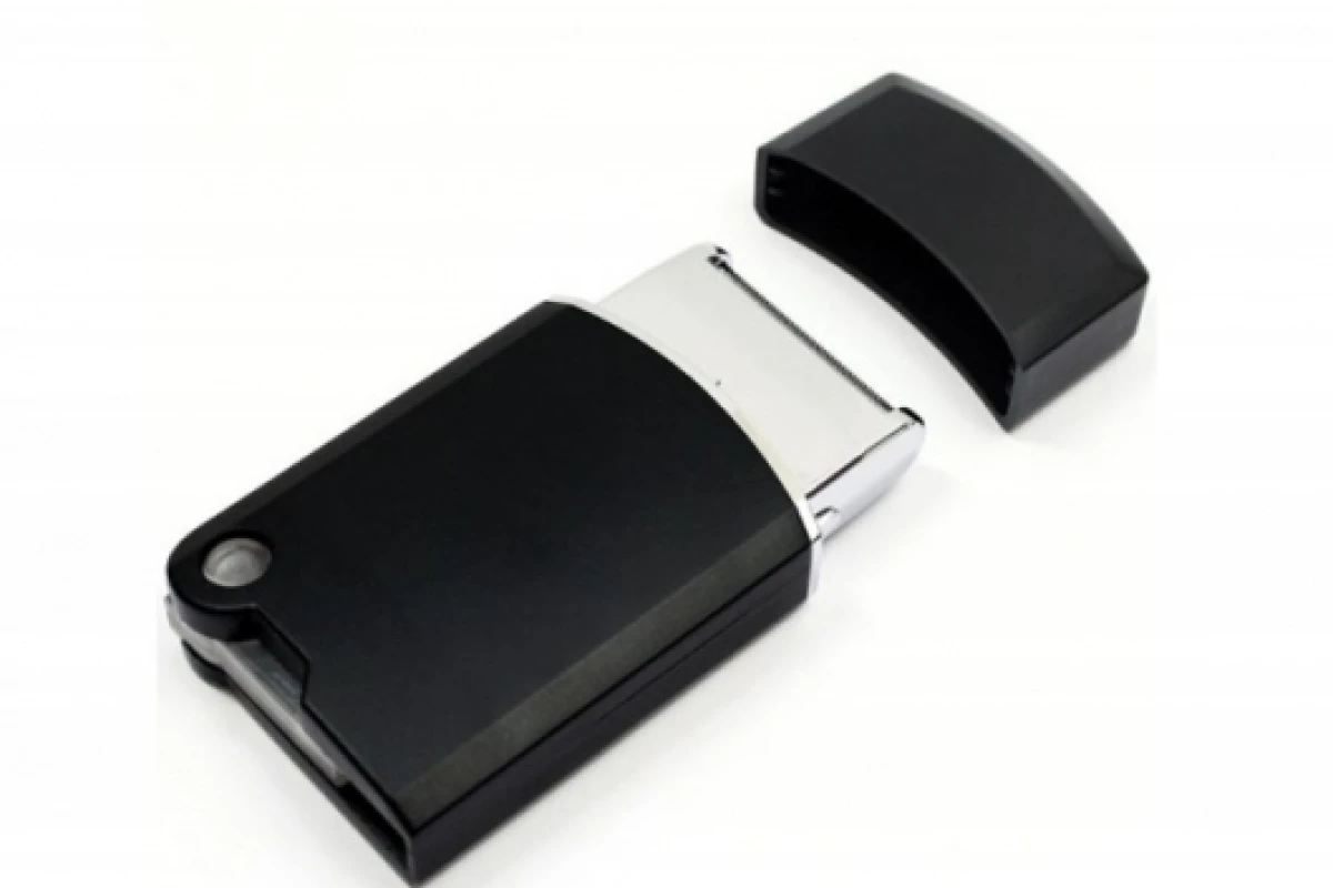 The USB-powered shaver from Thanko