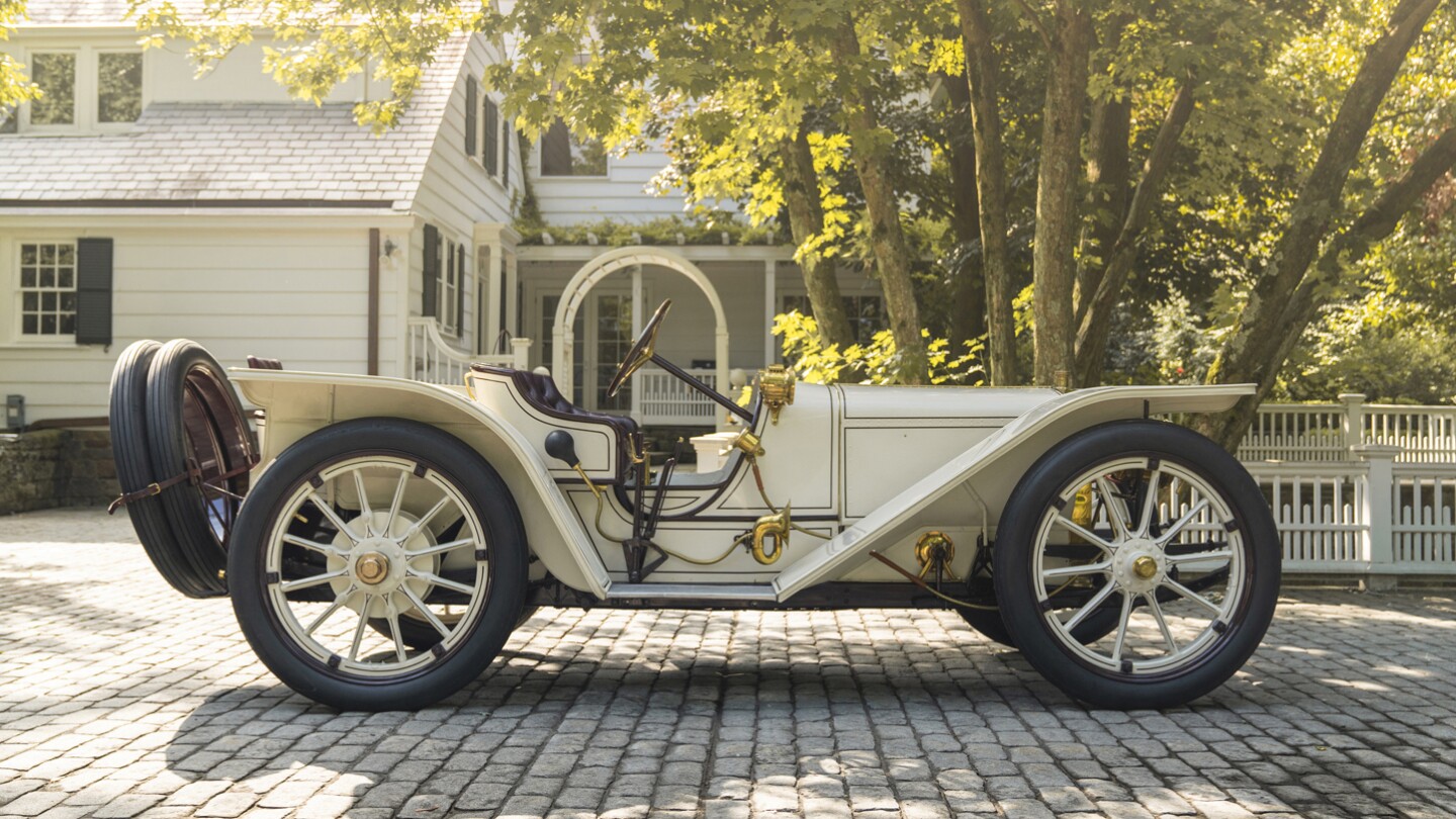 2018 Monterey Car Week Auction Report | 1908 American Underslung 50 HP Roadster | Failed to reach reserve price. High bid: $1,000,000 | Estimate: from $1,200,000 to $1,400,000 | Auction: Gooding & Co | Lot 030 | Official Description