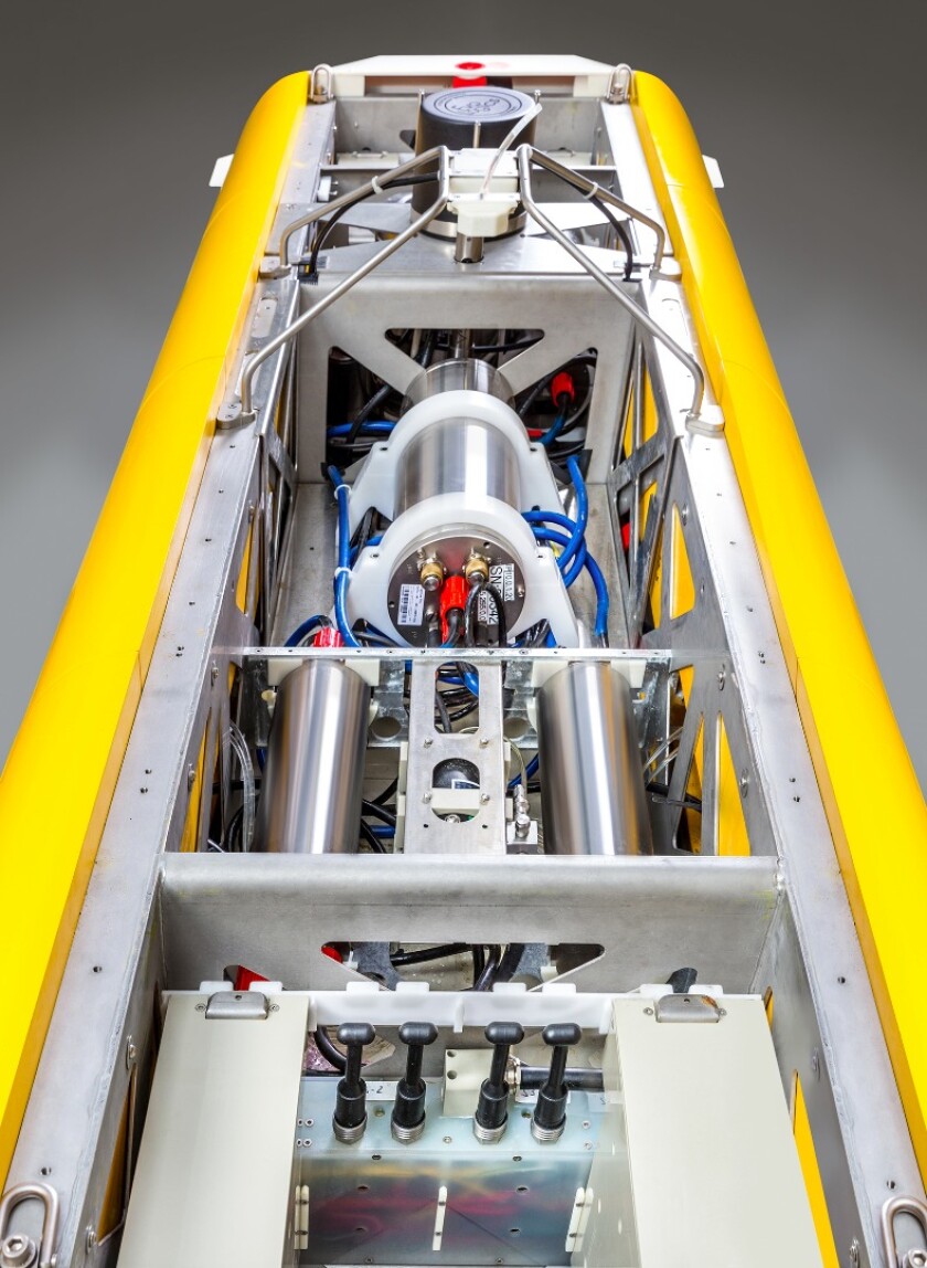 Unlike most of its competitors, the DEDAVE doesn't have a confusing heap of electrical cables running between all of its internal components