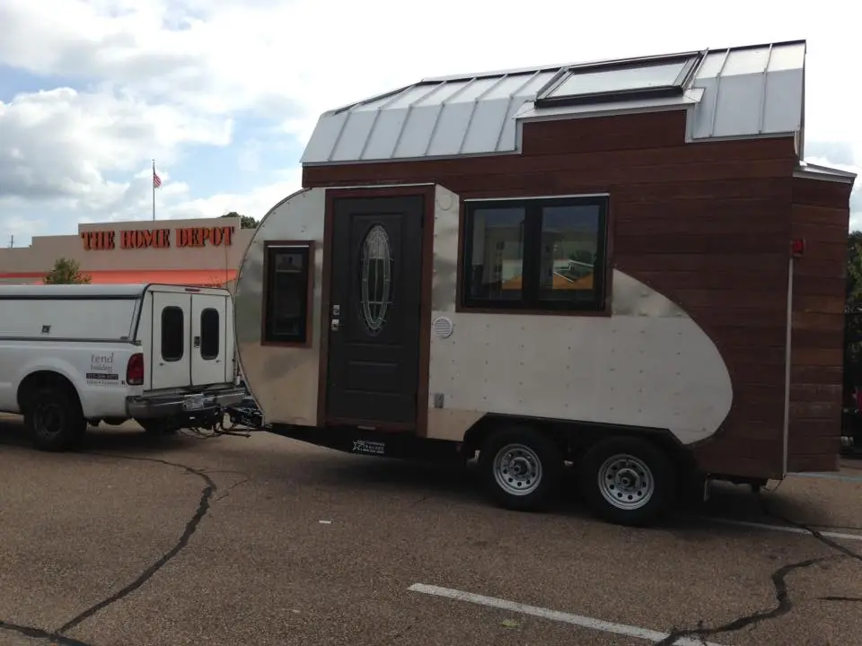 Houston, Texas-based Tend Building has built an unusual looking tiny house on wheels dubbed Tiny Drop