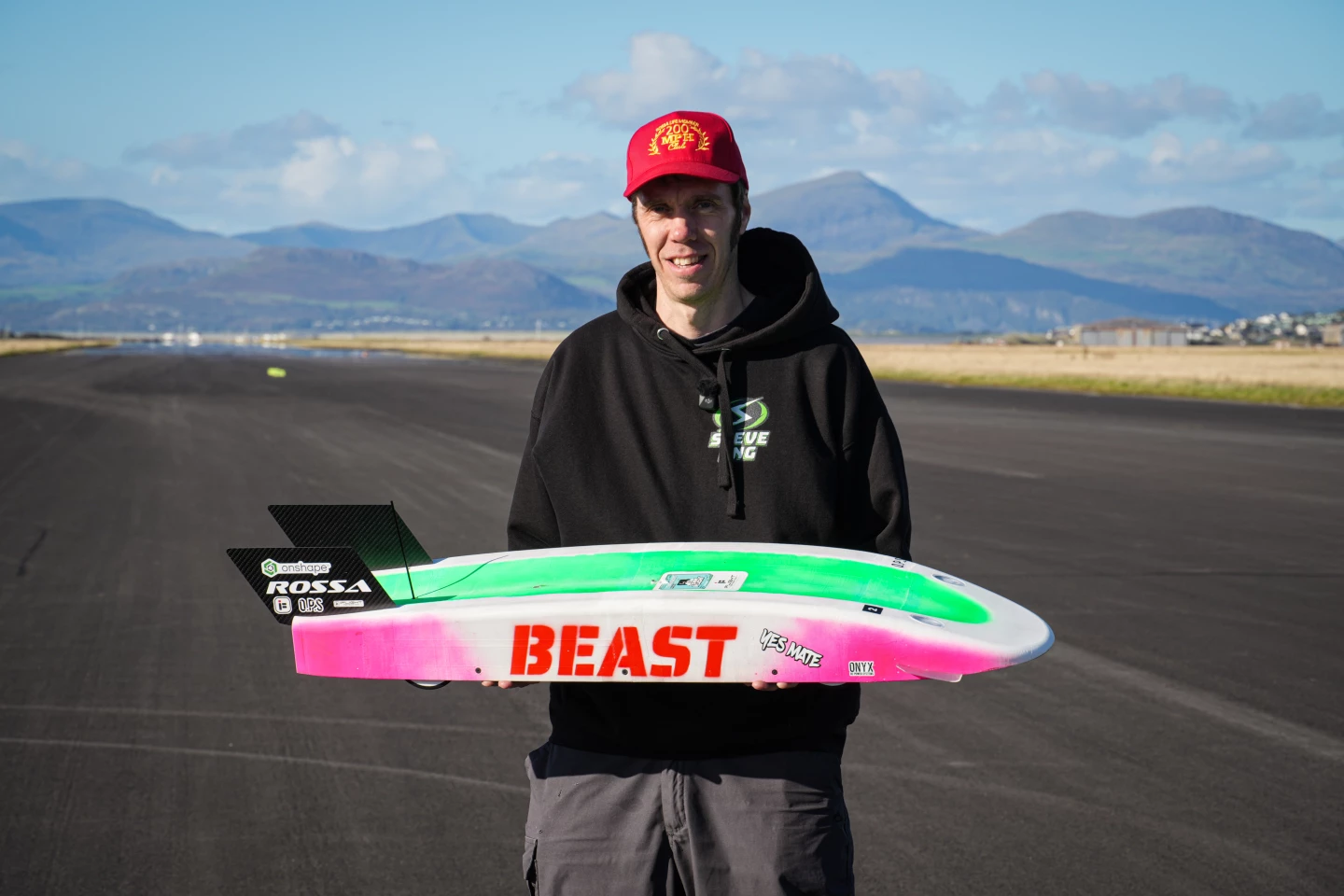 Wallis shows off the world's fastest R/C car with its aerodynamic fairing on