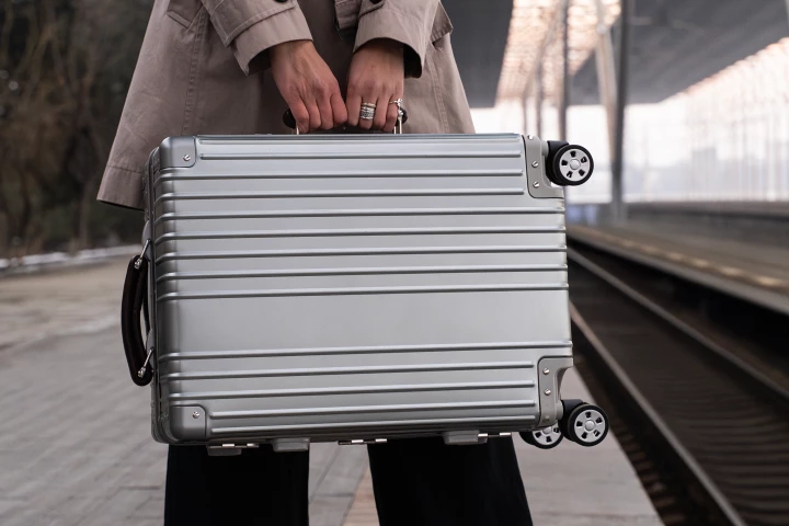 The Forma is engineered to offer easy handling and balance for rolling and lifting