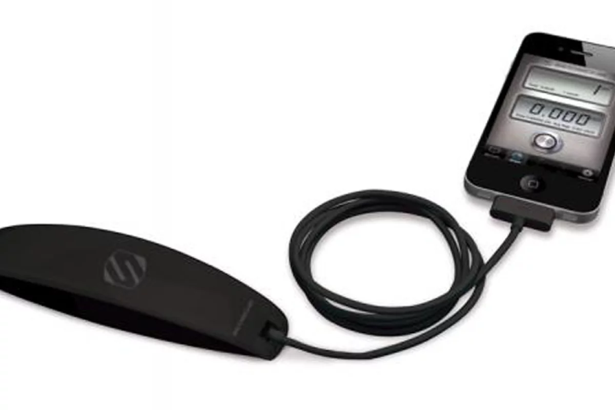 The RDTX radiation detector from Scosche connects to an iPhone or iPod touch
