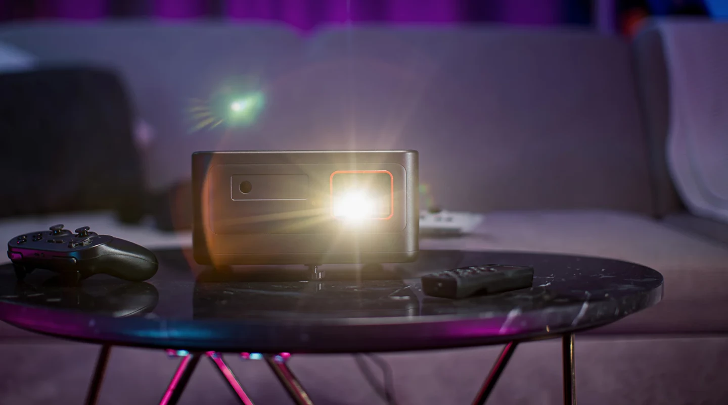 The LED light source produces 1,000 lumens of peak brightness