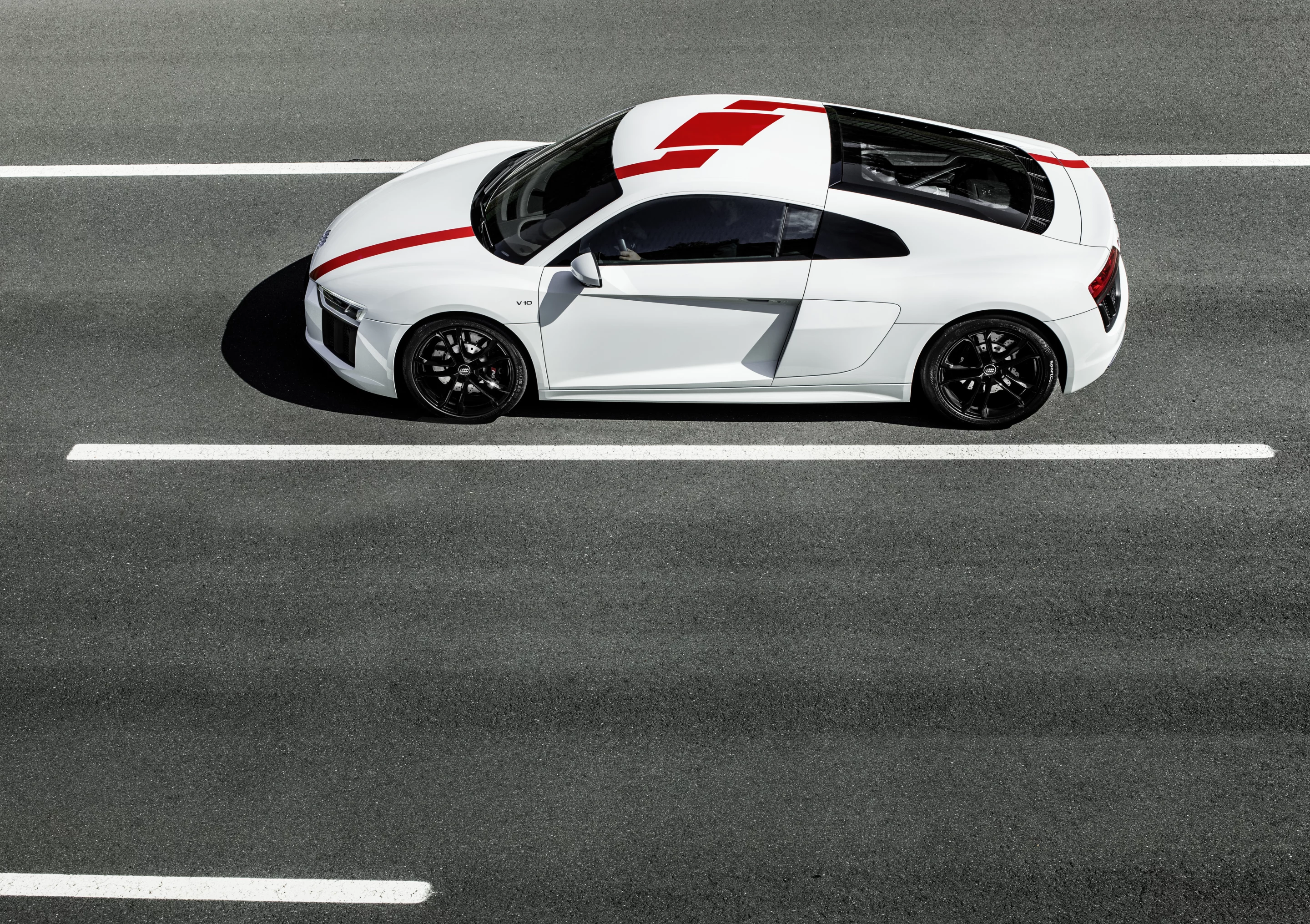 The Audi R8 V10 RWS on the move
