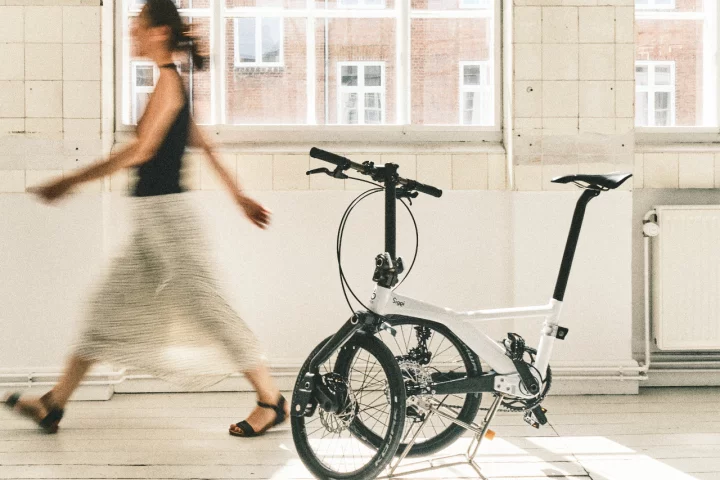 The Siggi folding bike can be optioned with or without a Zehus combined motor/battery hub