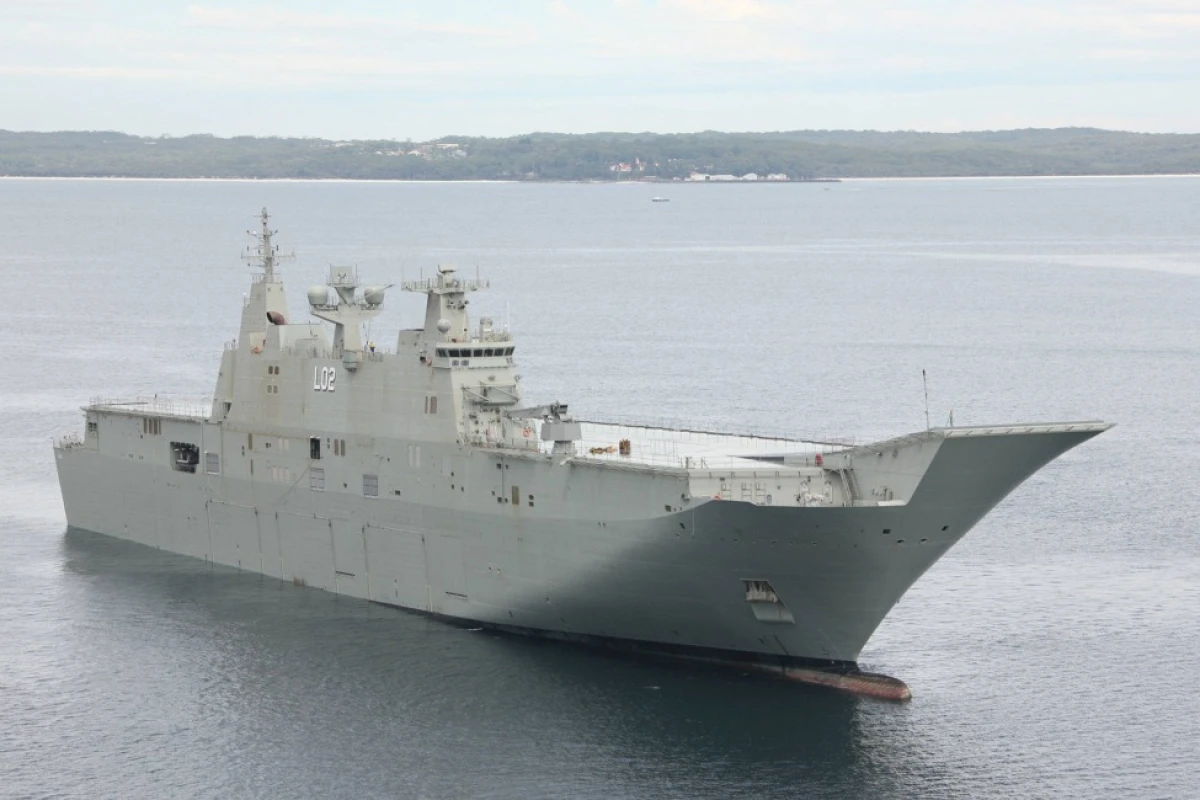 Nuship Canberra transiting the waters of Jervis Bay, New South Wales (Photo: RAN)