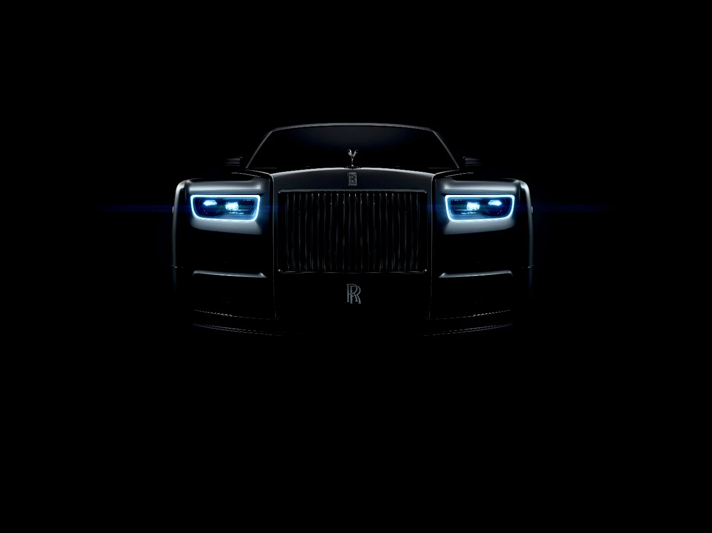 Staring into the eyes of the new Rolls-Royce Phantom