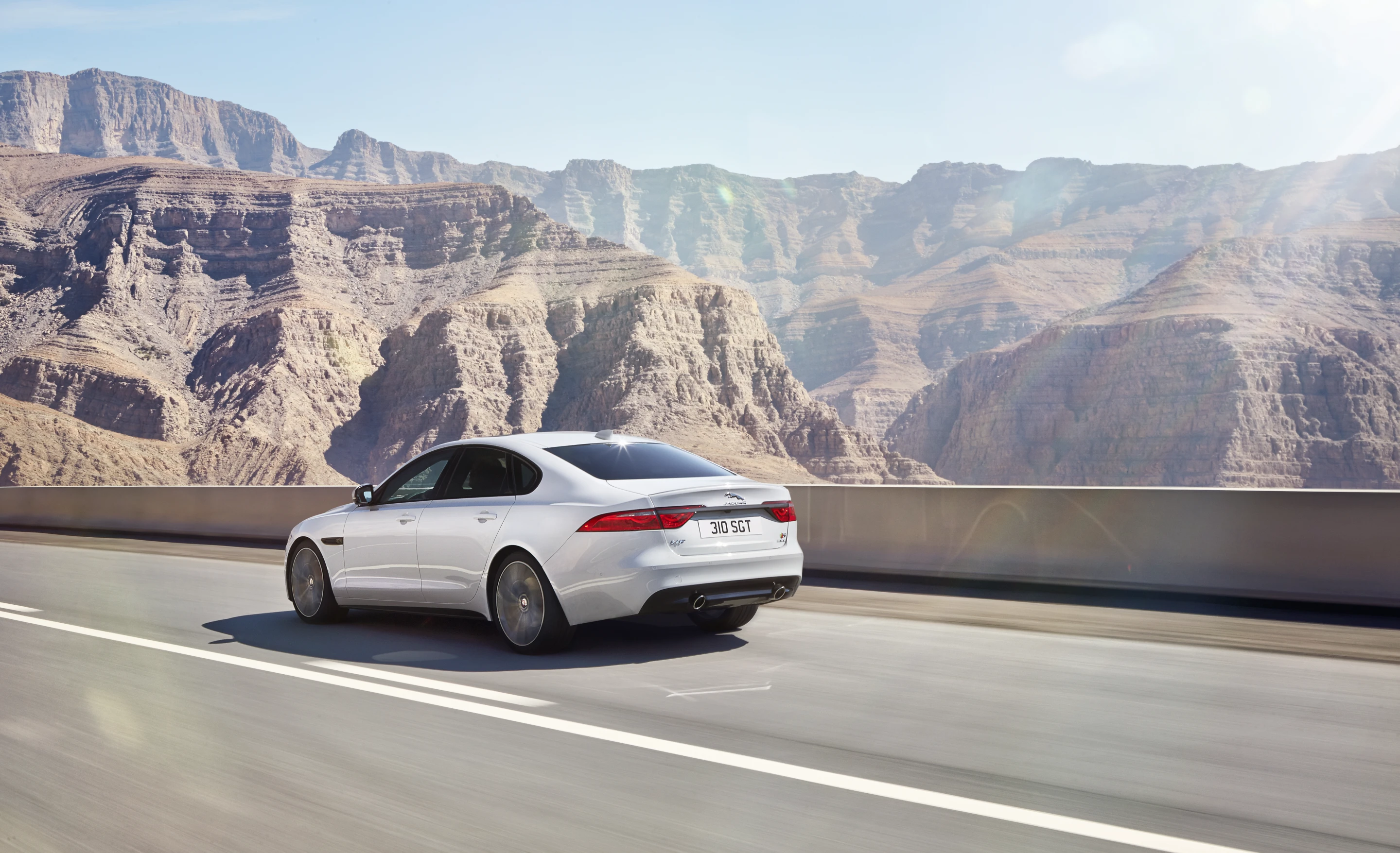 The 2016 Jaguar XF can be started remotely