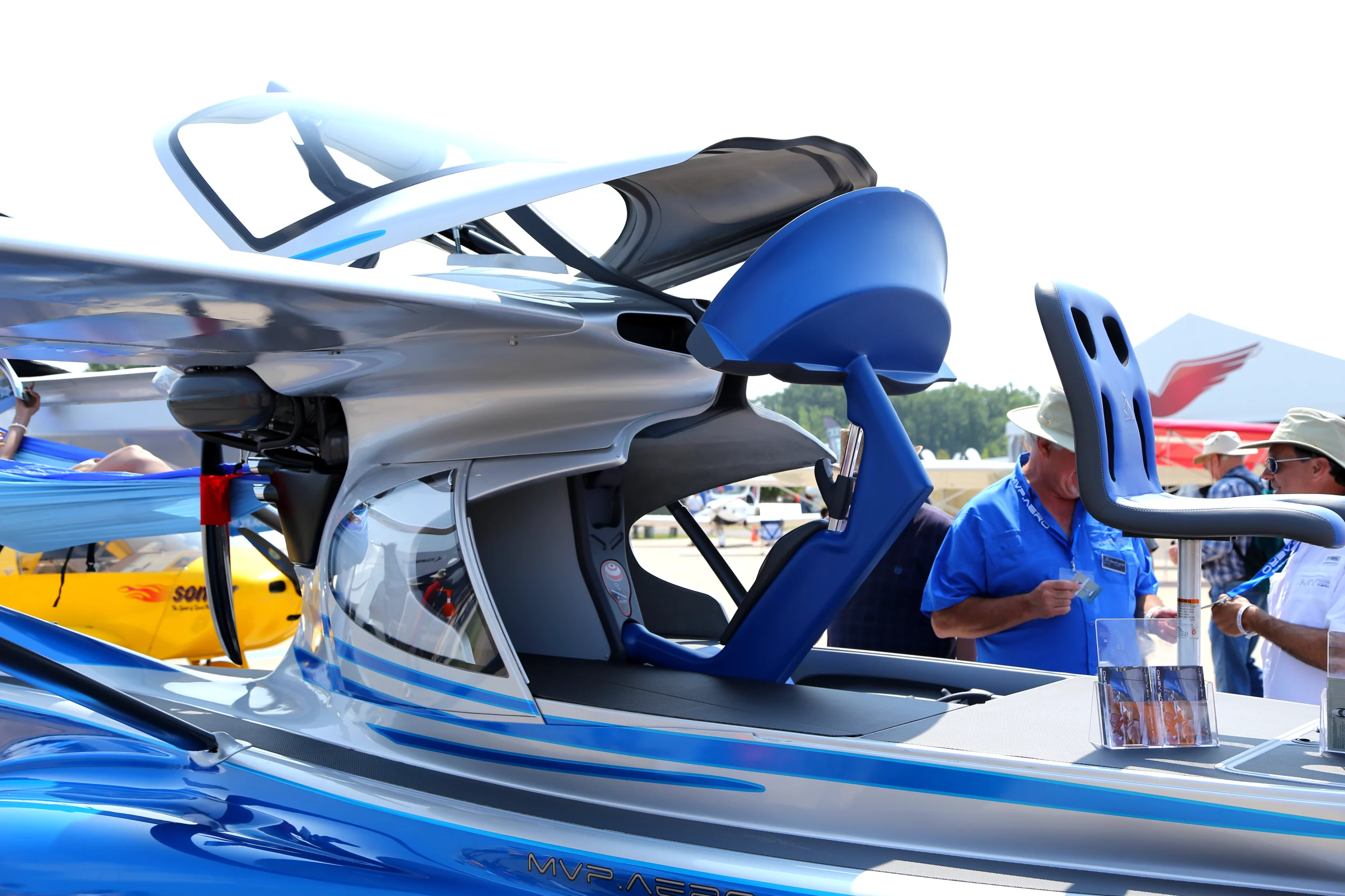 Using a forward cabin/rear mounted engine design, MVP has re-imagined the idea of the typical amphibious flyer (Photo: Angus MacKenzie/Gizmag.com)