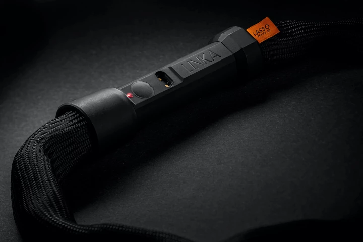The Lasso can reportedly withstand 2,100 lb ft (2,847 Nm) of pulling force, and will work for over 5,000 lock/unlock cycles