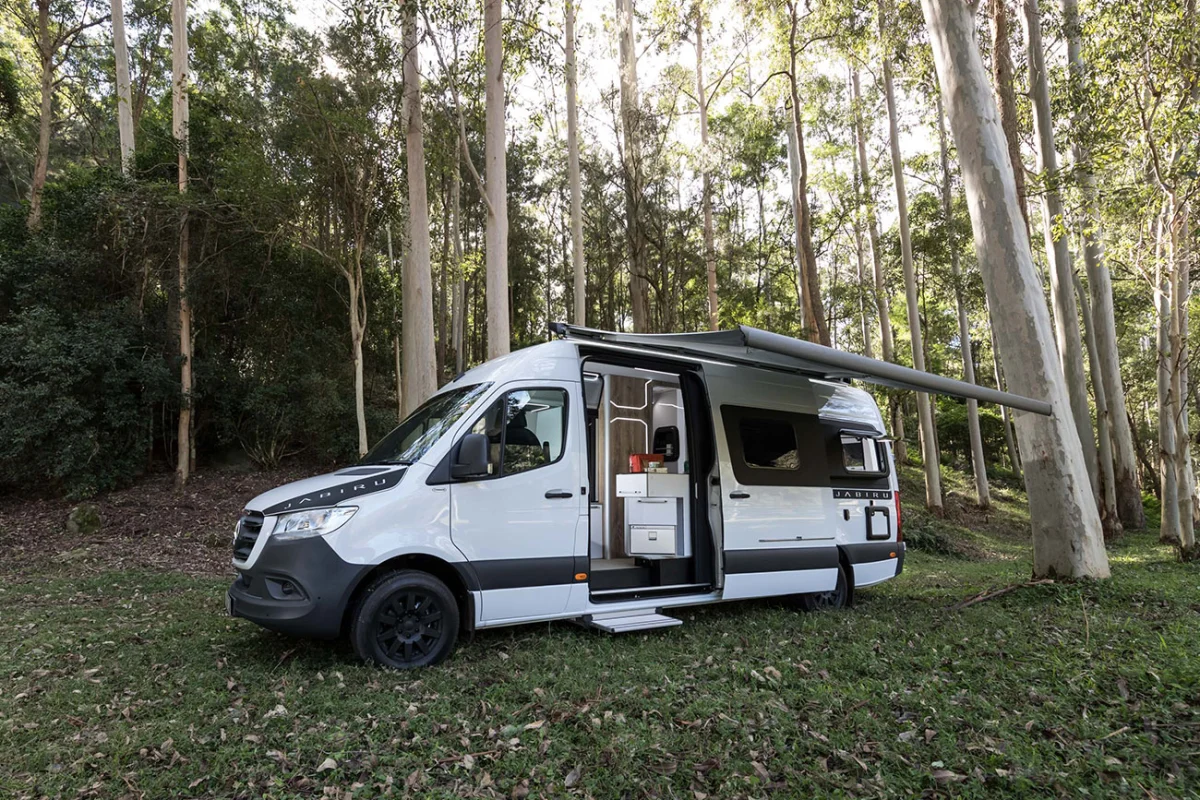 Trakka Jabiru 2S