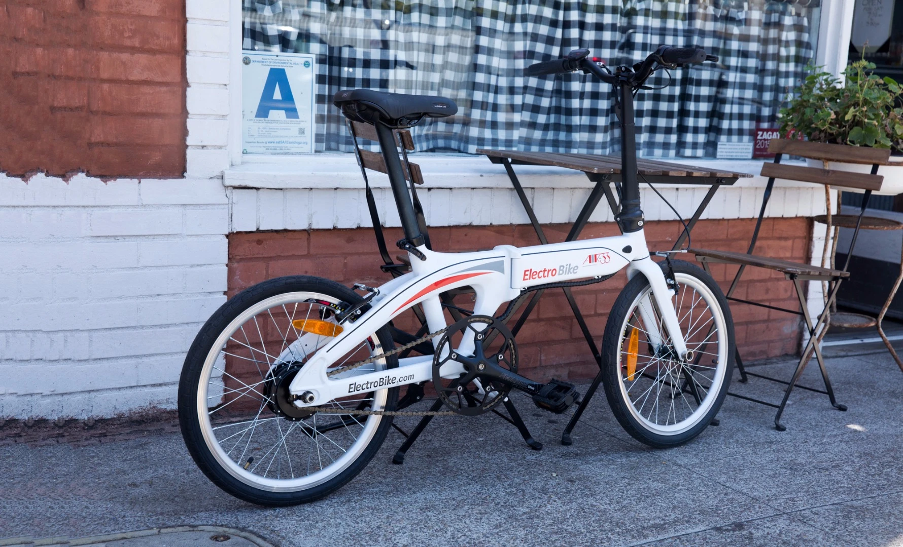 The bike is compact, and weighs less than the Peugeot eF01 we covered last month