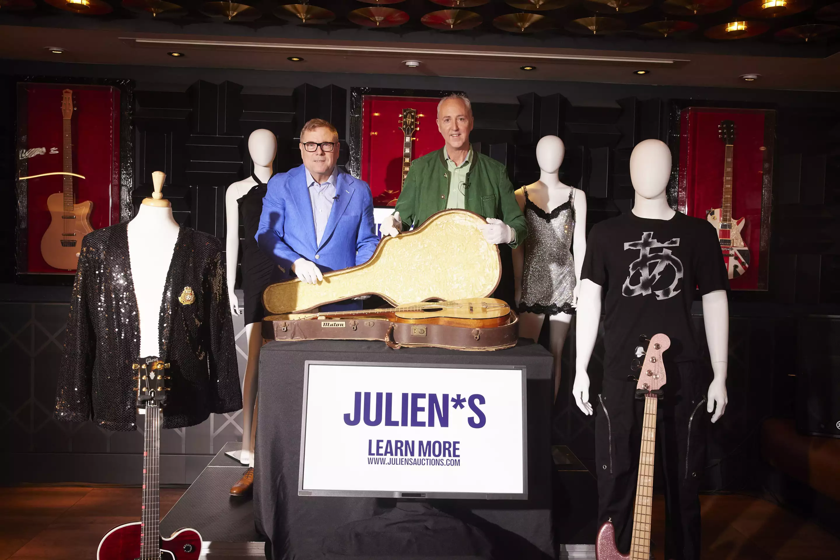 John Lennon's 1964 Framus 5/024 Hootenanny is the headline act for the upcoming Music Icons sale, where it's expected to set new auction records