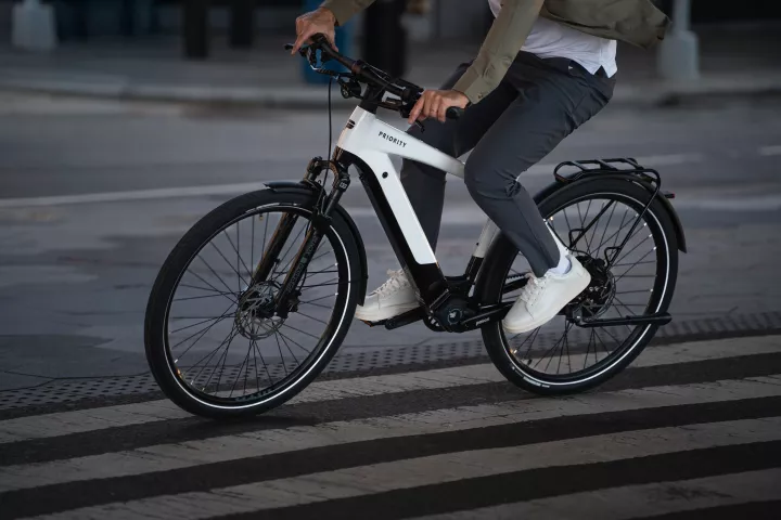 "The sense of immediacy between inputs and performance makes the Skyline feel like a natural extension of the rider, standing out amongst the competition. The experience is both powerful and personal"