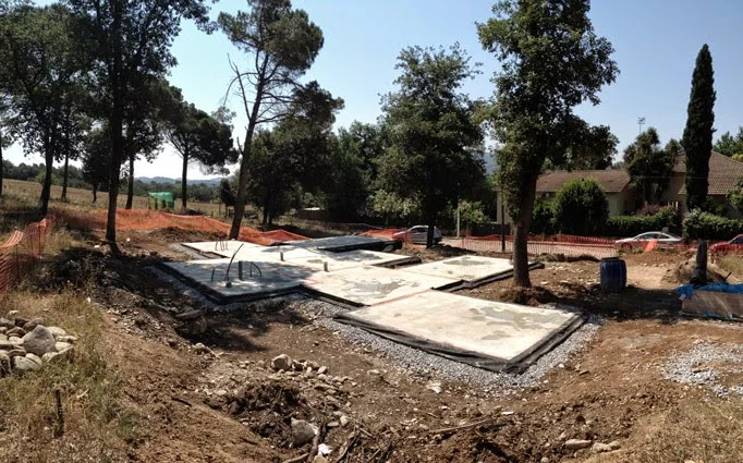 With meteorological data in hand, the firm figured out where best to place the windows and orient the house (Photo: Adrià Goula)