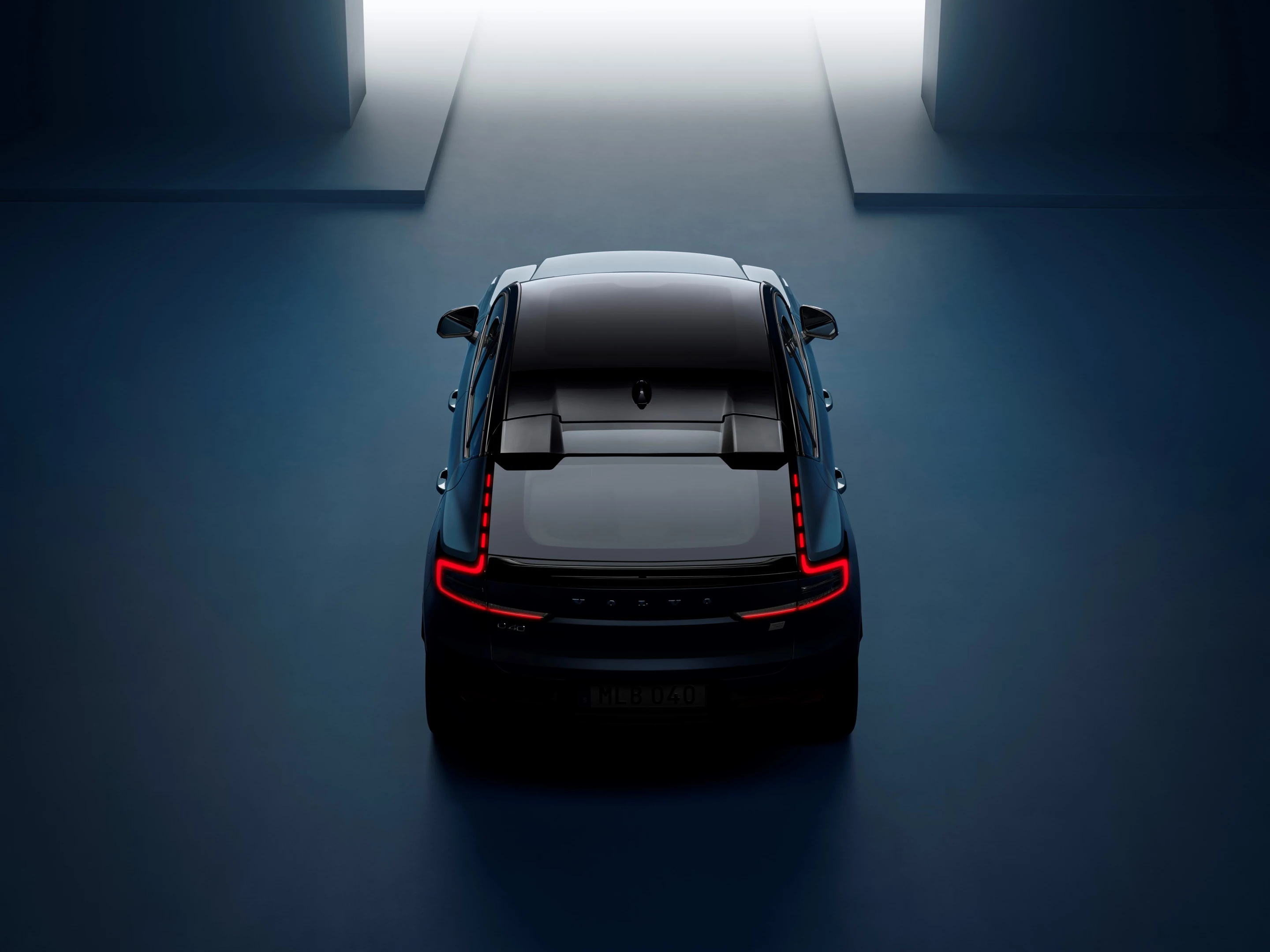 The rear of the C40 Recharge features a striking rear-end design to go with the lower roof line