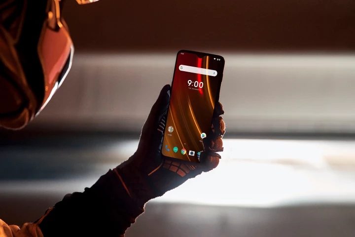 The McLaren Edition follows two months after the original OnePlus 6T