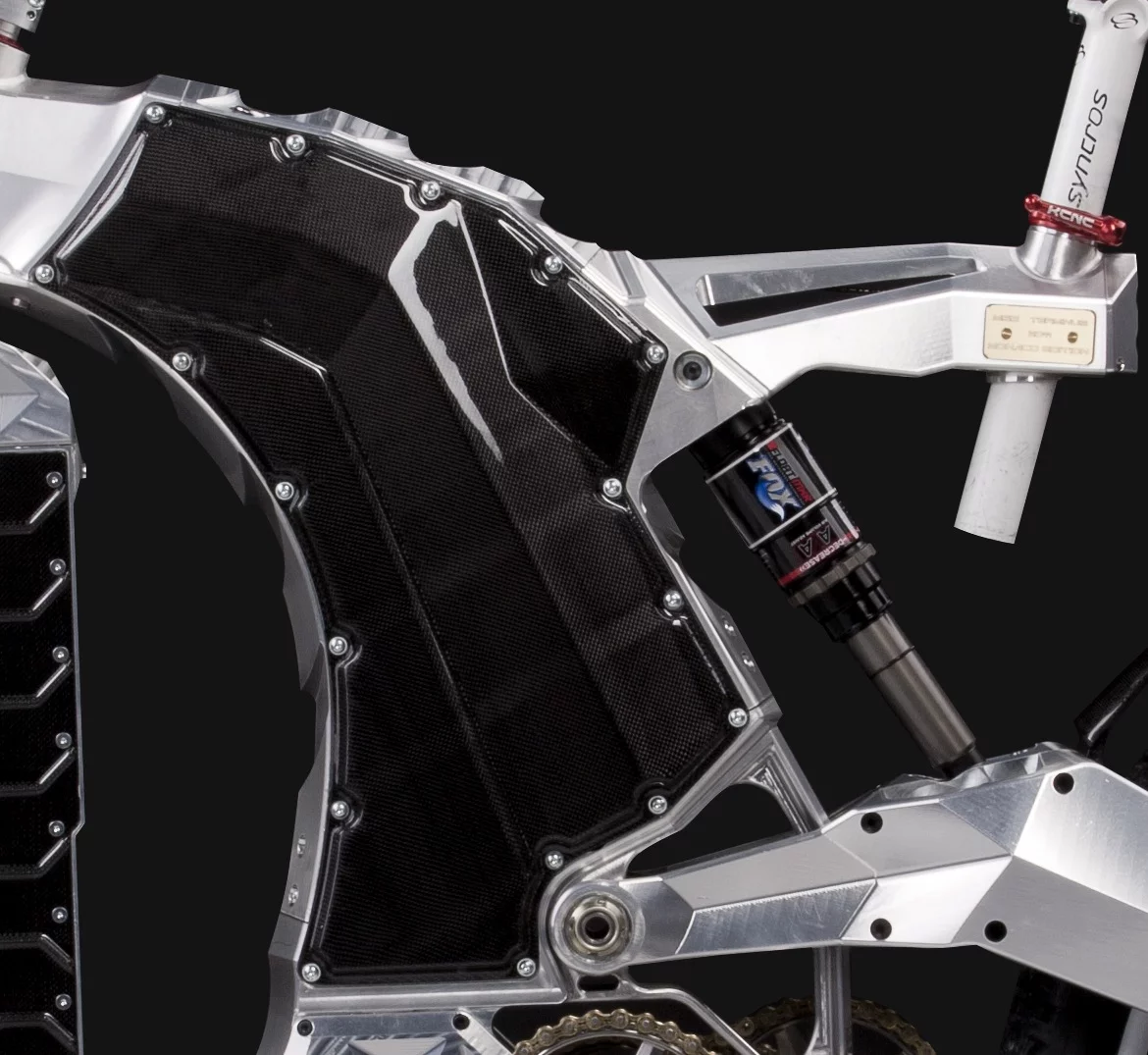 Each edition benefits from Fox MXR Air shocks at the rear