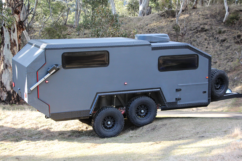 With its on-the-fly adjustable multi-link suspension system, the EXP-6 is prepared to conquer all types of terrain and obstacles