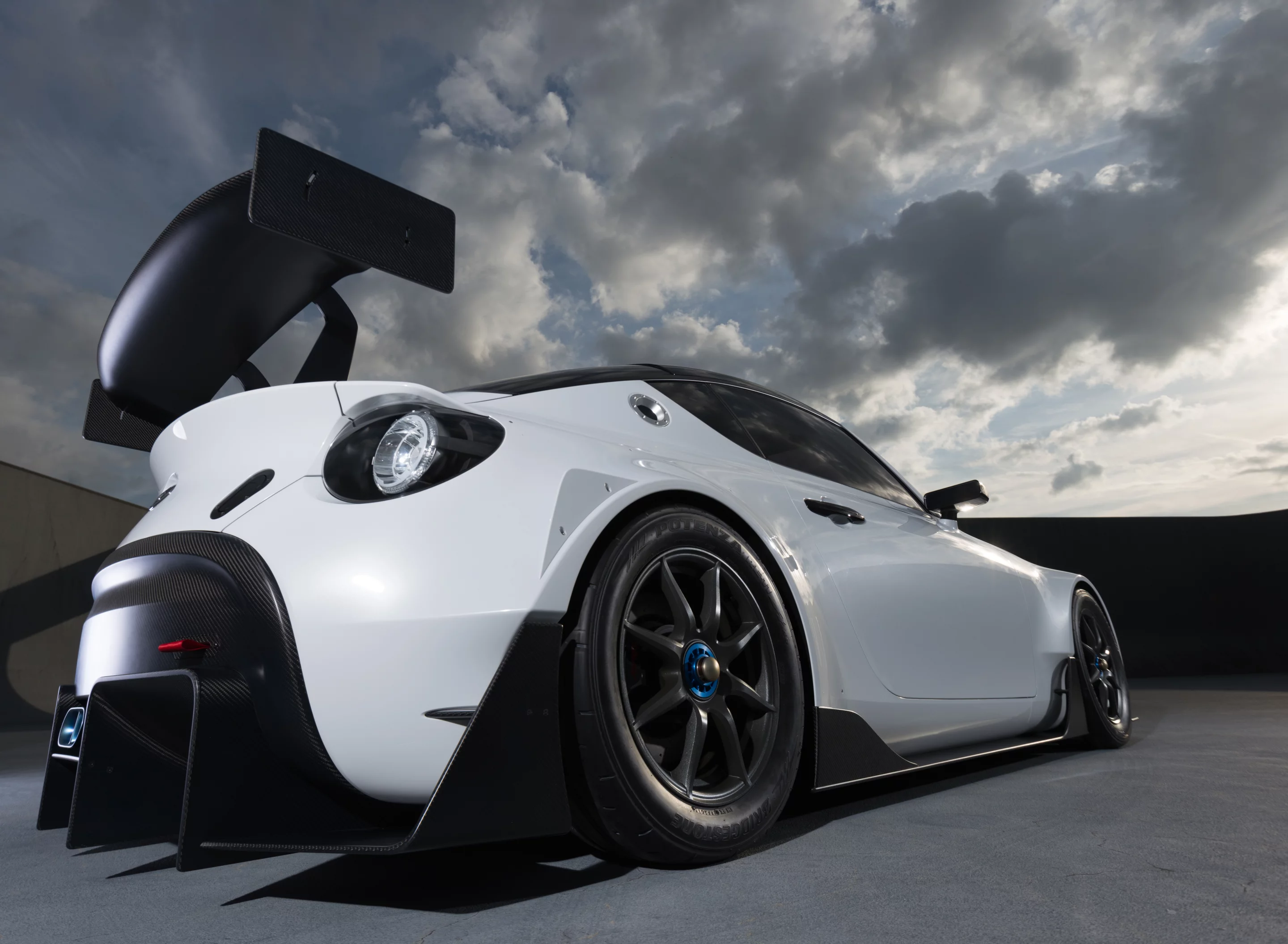 The S-FR is fitted with a massive rear diffuser and wing