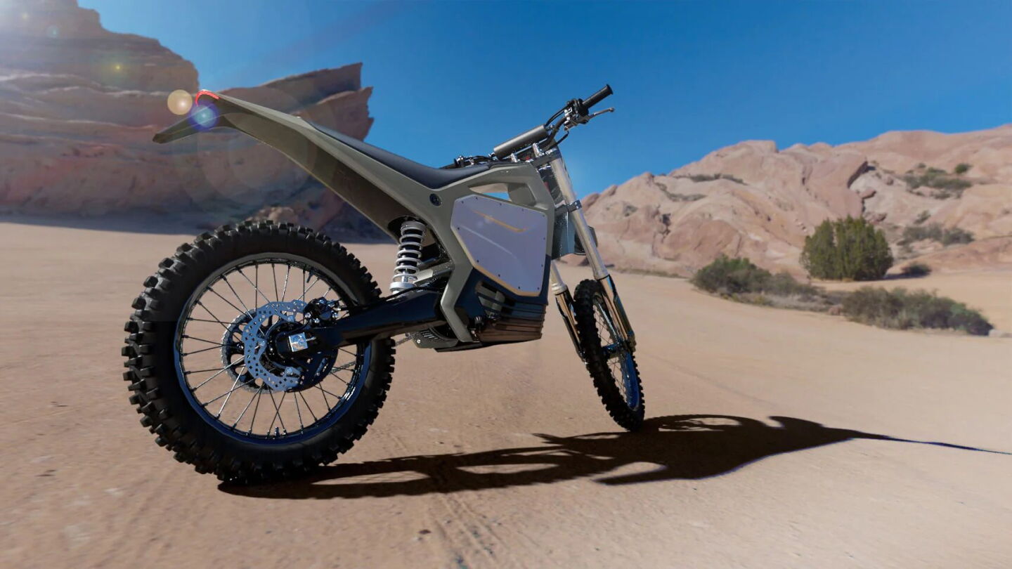 The MetaBeast has a 6 kW (peak) mid-drive motor and a 2.16 kWh battery, while the MetaBeast X has a 18 kW (peak) motor combined with a 5.28 kWh battery.