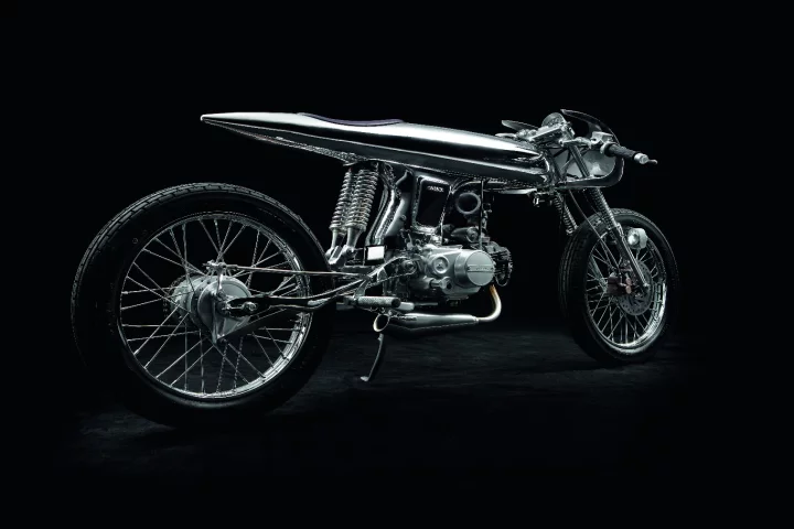 The Bandit9 Eve MK II is nearly unrecognizable as a previous Honda Supersport