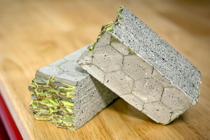 A highly flexible, crack-resistant cement composite inspired by the architecture of mollusk shells