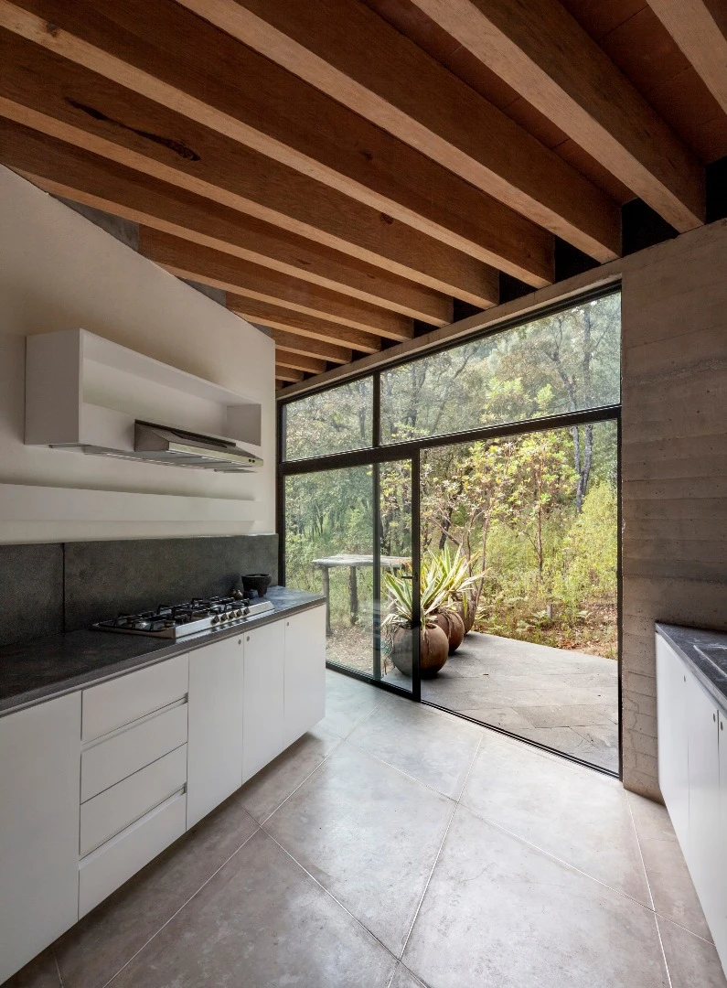 Modern kitchen inside the Casa de la Roca