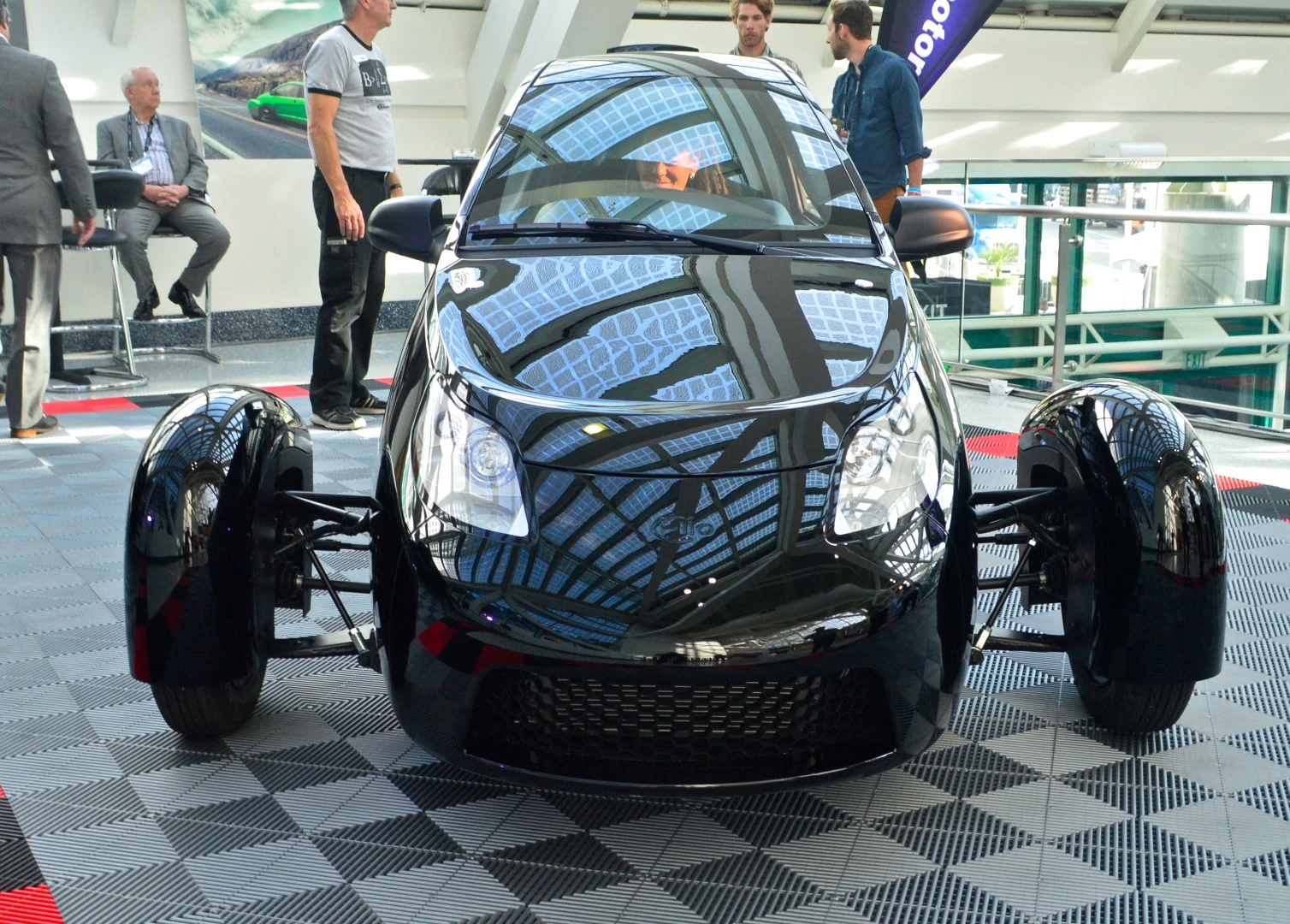 Elio E1C at the 2016 LA Auto Show