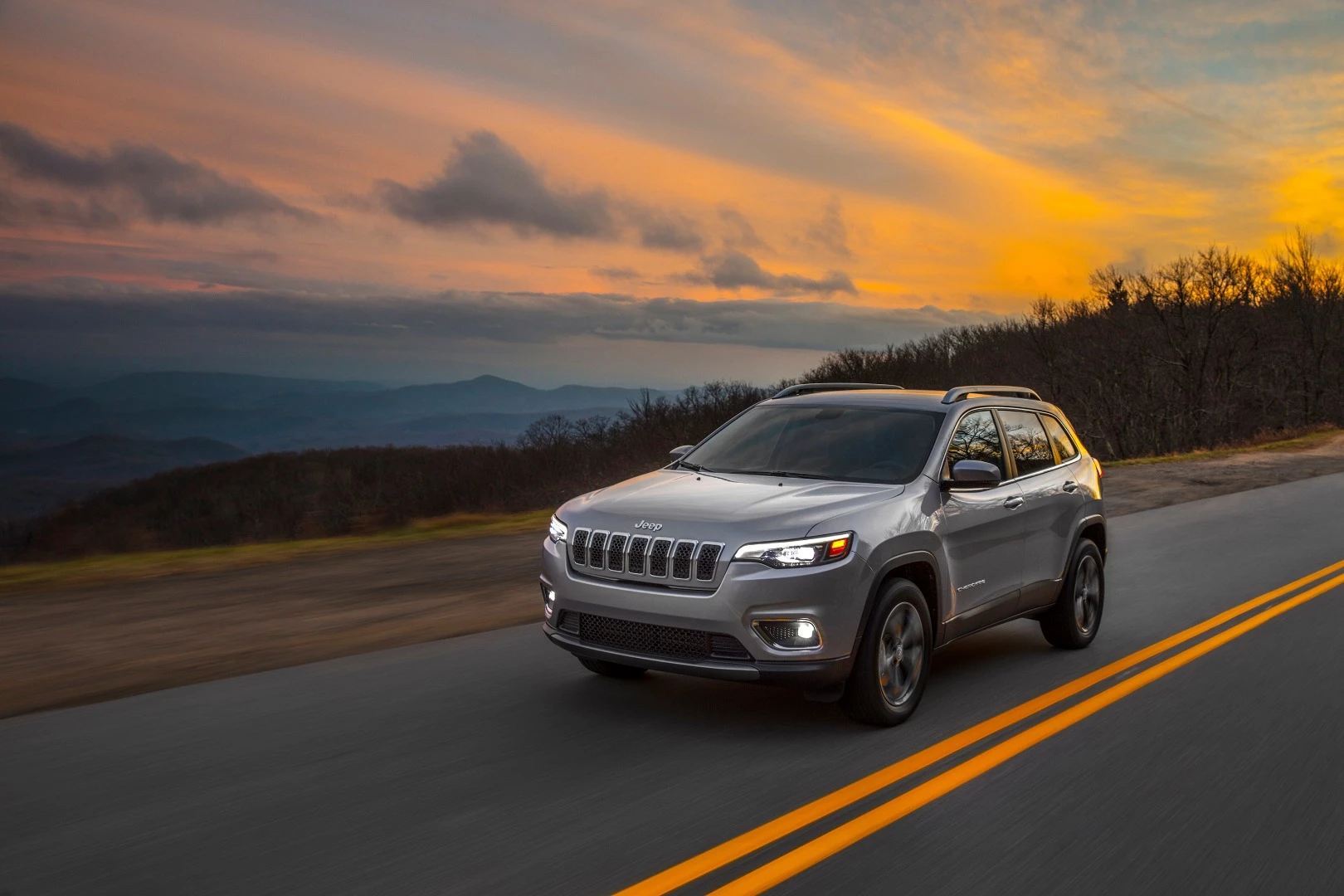 The most notable new option for the 2019 Cherokee is the addition of another engine, a 2.0-liter turbocharged four-cylinder