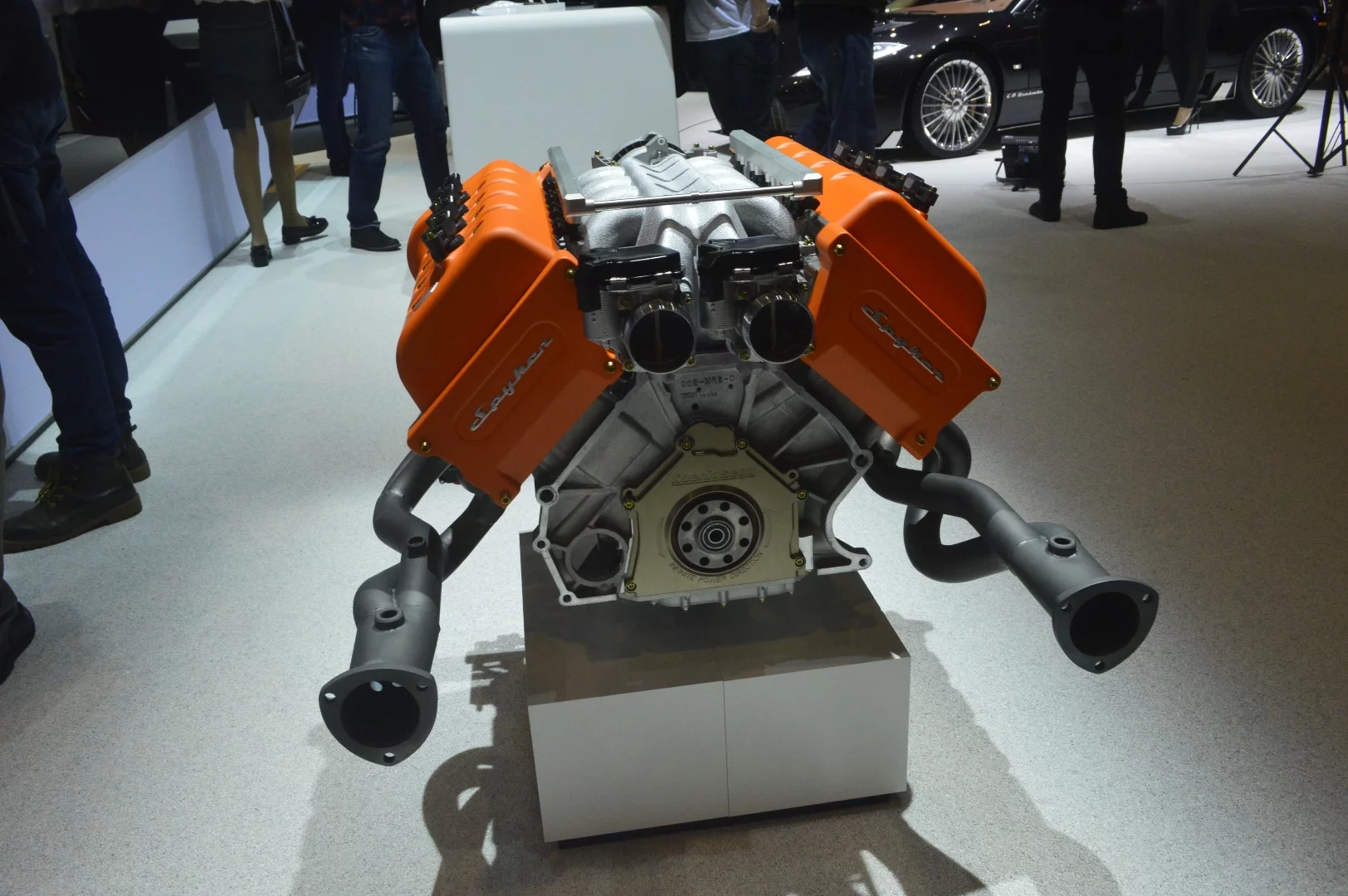 The engine is the same basic 90-degree V8 design of the Audi it replaces, but with more displacement (5.0 liters versus the 4.2 of the Audi)