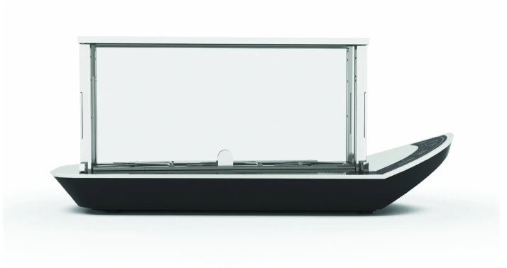 The Bugatti Noun ceramic glass toaster