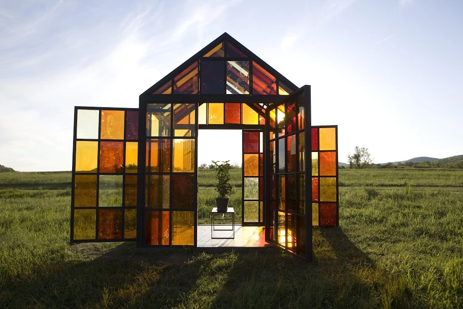 Solarium was constructed for 2012's Light and Landscape show (Photo: William Lamson, Solarium, 2012, Courtesy the artist and Pierogi Gallery © Storm King Art Center)