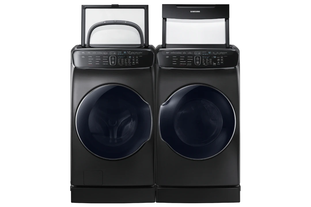 The top-loading washing compartment of the Samsung FlexWash + FlexDry adds an extra cubic foot (28 Liters) for smaller loads of socks and undies