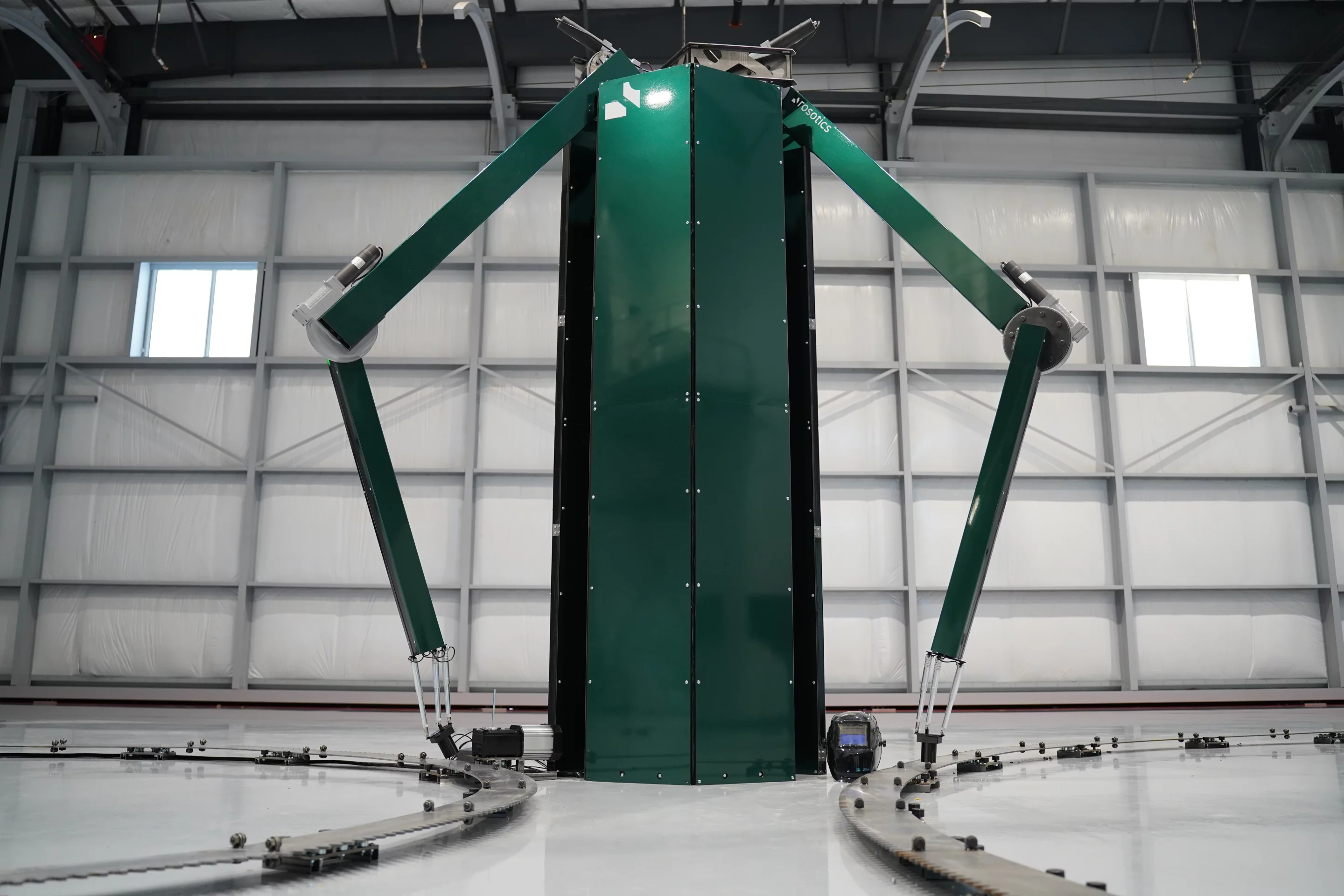 The Mantis prototype runs three separate print heads, and can push about 50 kg of printed metal per hour between them
