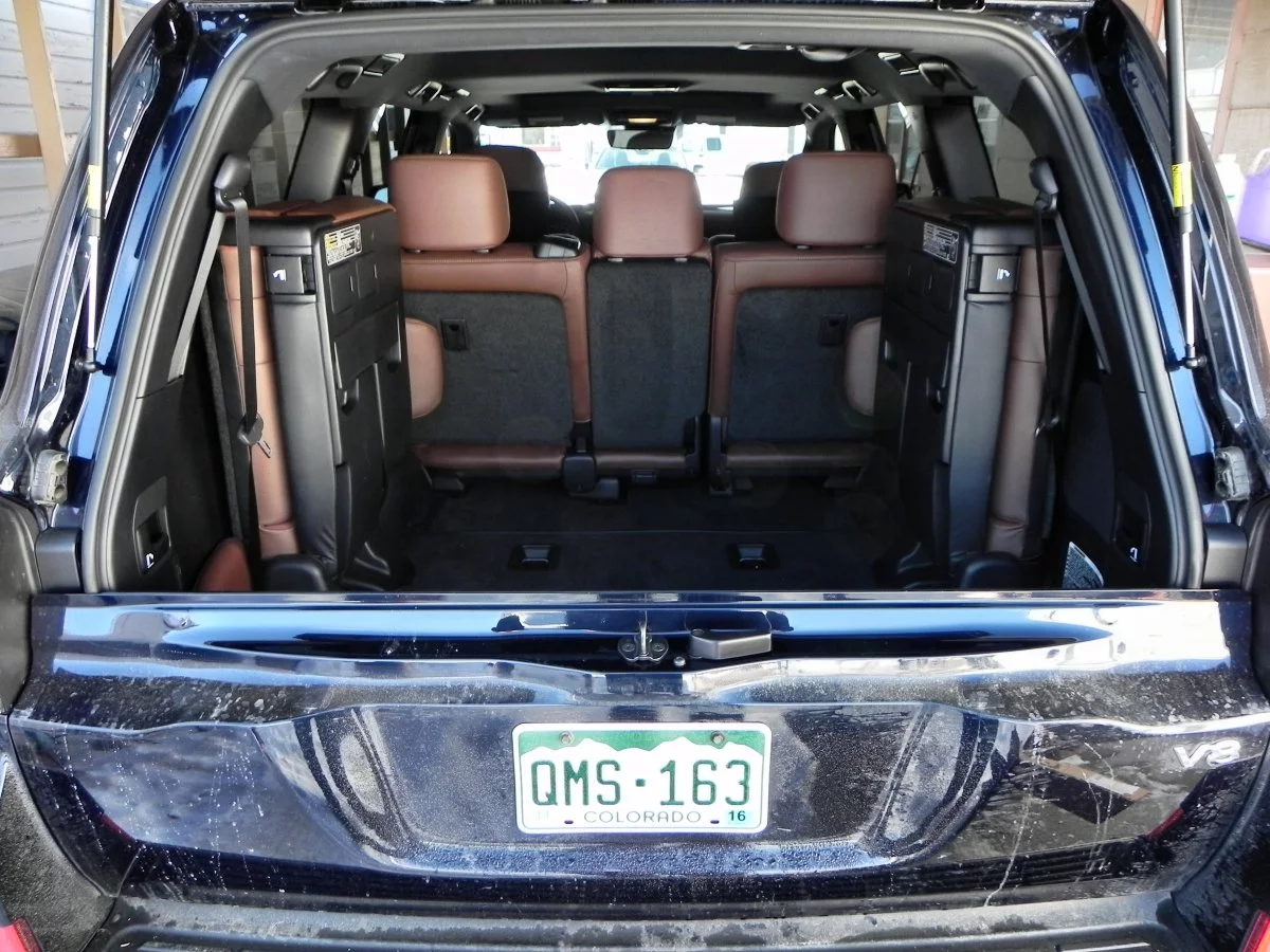 The two-piece tailgate is an ergonomic touch