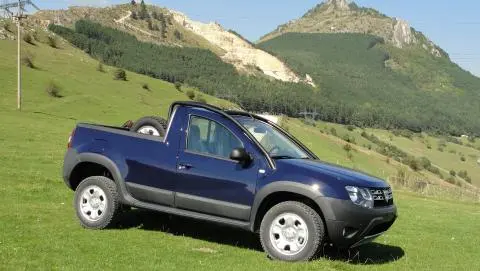 The Duster Pick-Up has 5.6-ft (1.7-m) bed