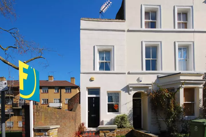 The home is located in Denmark Hill, South-East London (Photo: Foxtons)