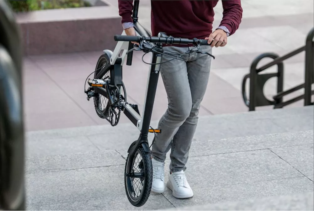 The Geo folding ebike weighs in at just 11 kg