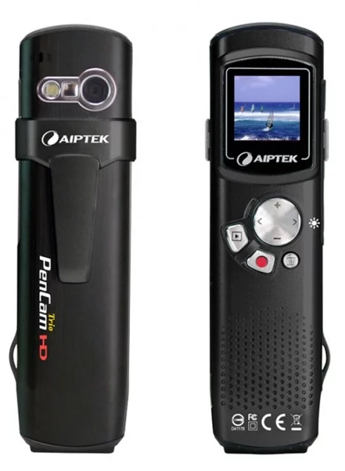 The Aiptek PenCam Trio HD's 2.8cm (1.1in.) OLED display